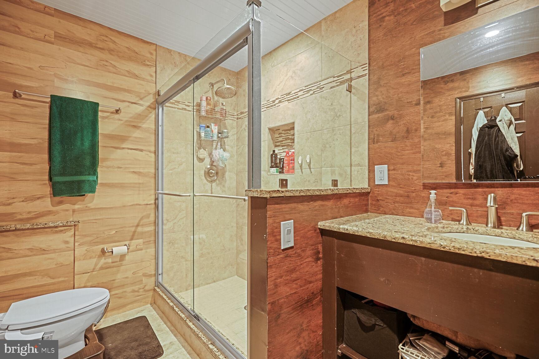 5408 Helm COURT