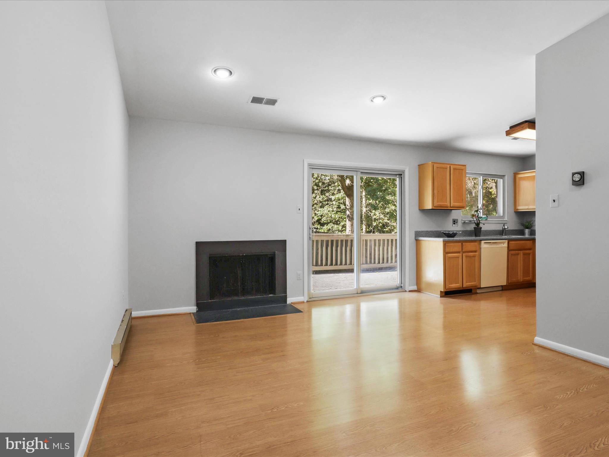 1521 Shellbark PLACE