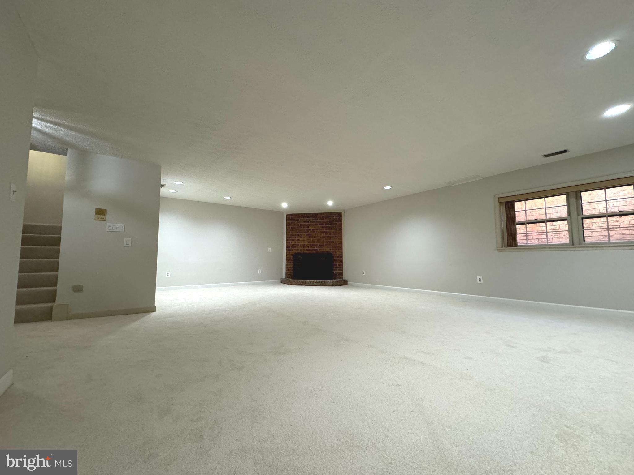 6273 Masefield COURT