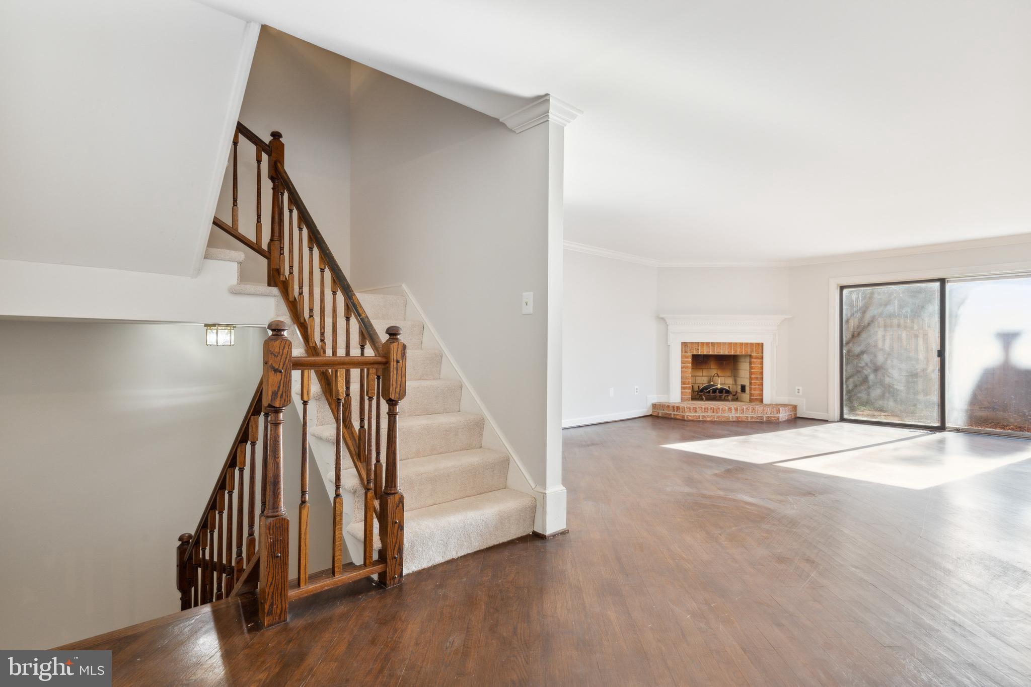 6273 Masefield COURT