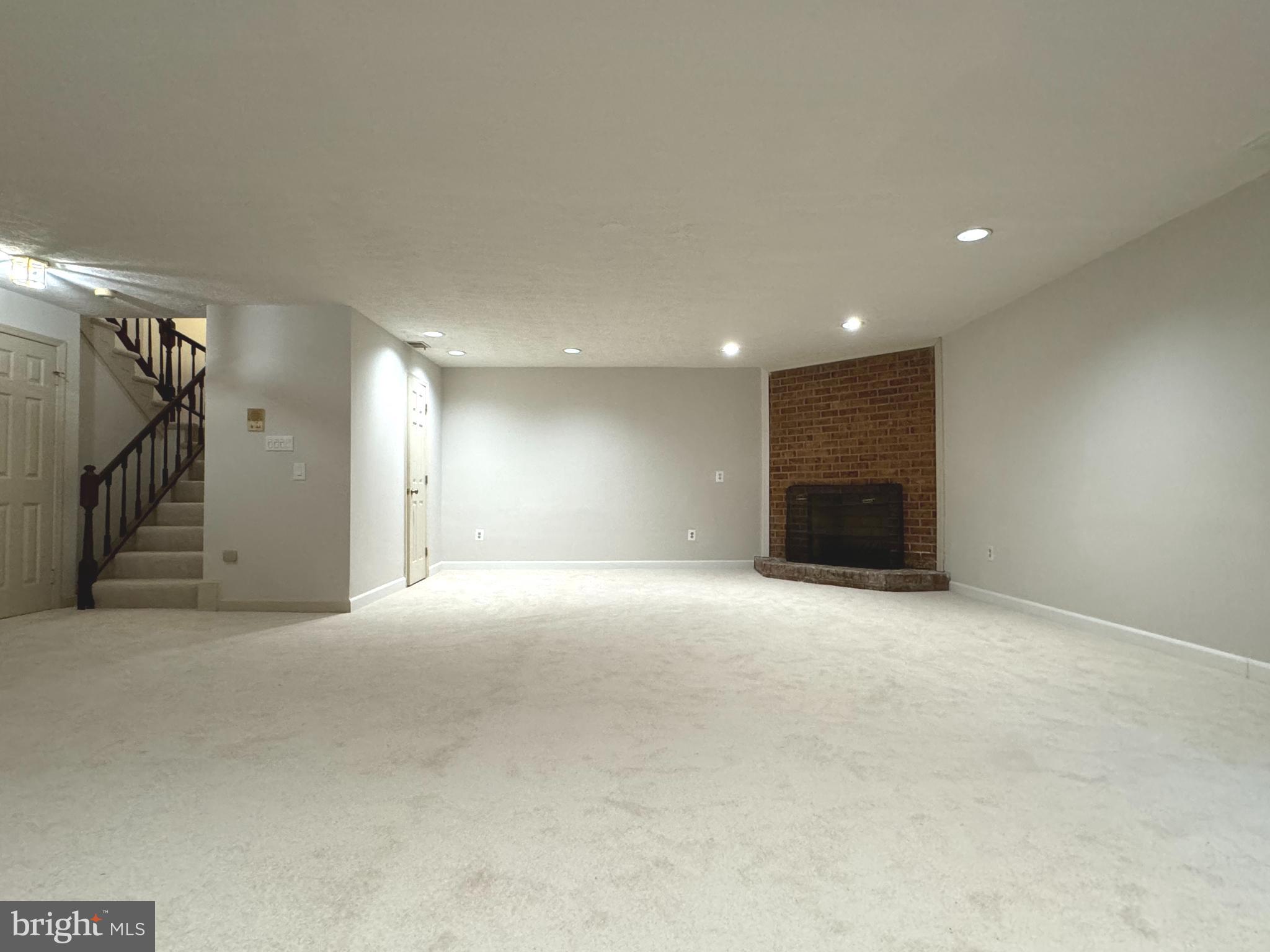 6273 Masefield COURT