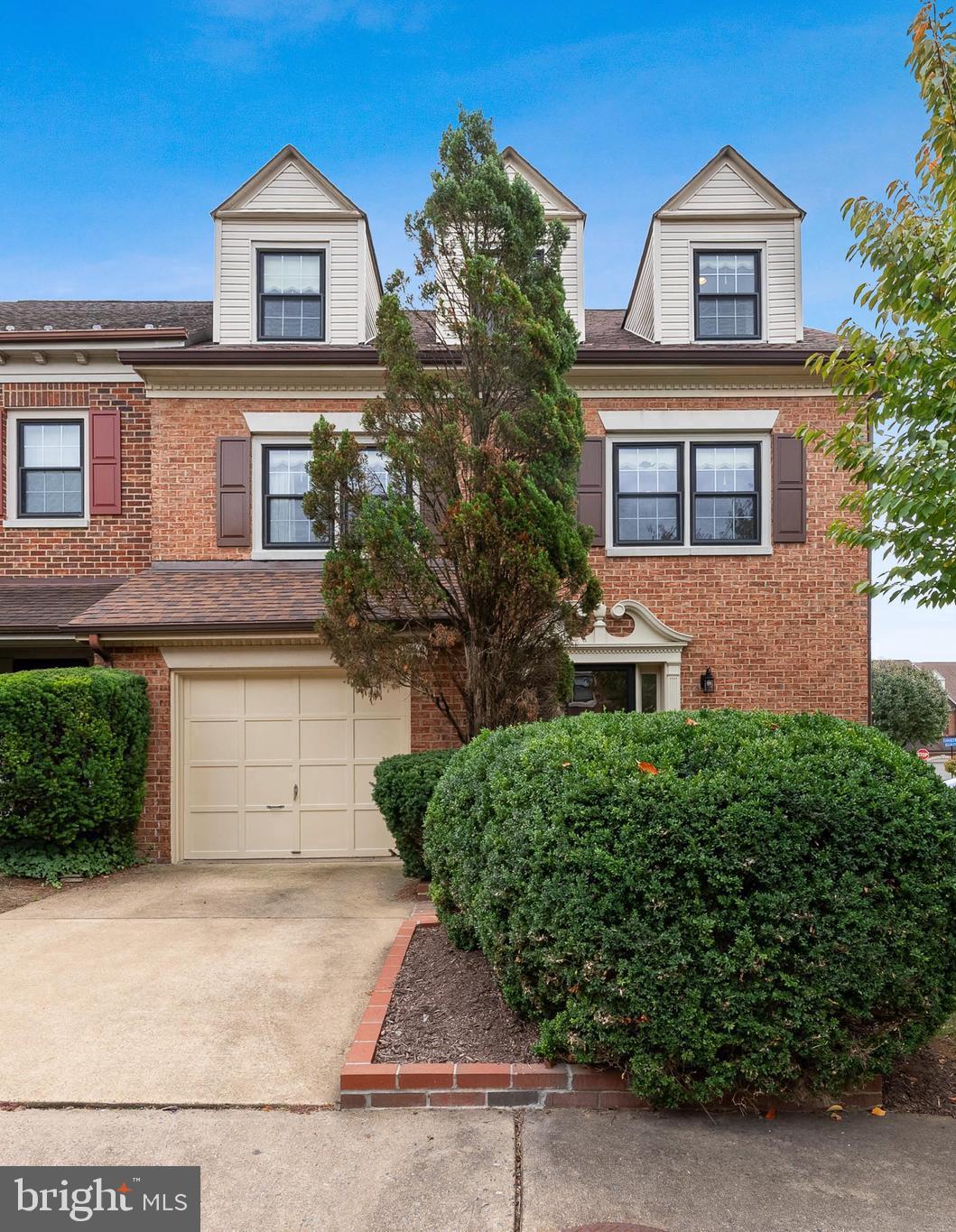 6273 Masefield COURT