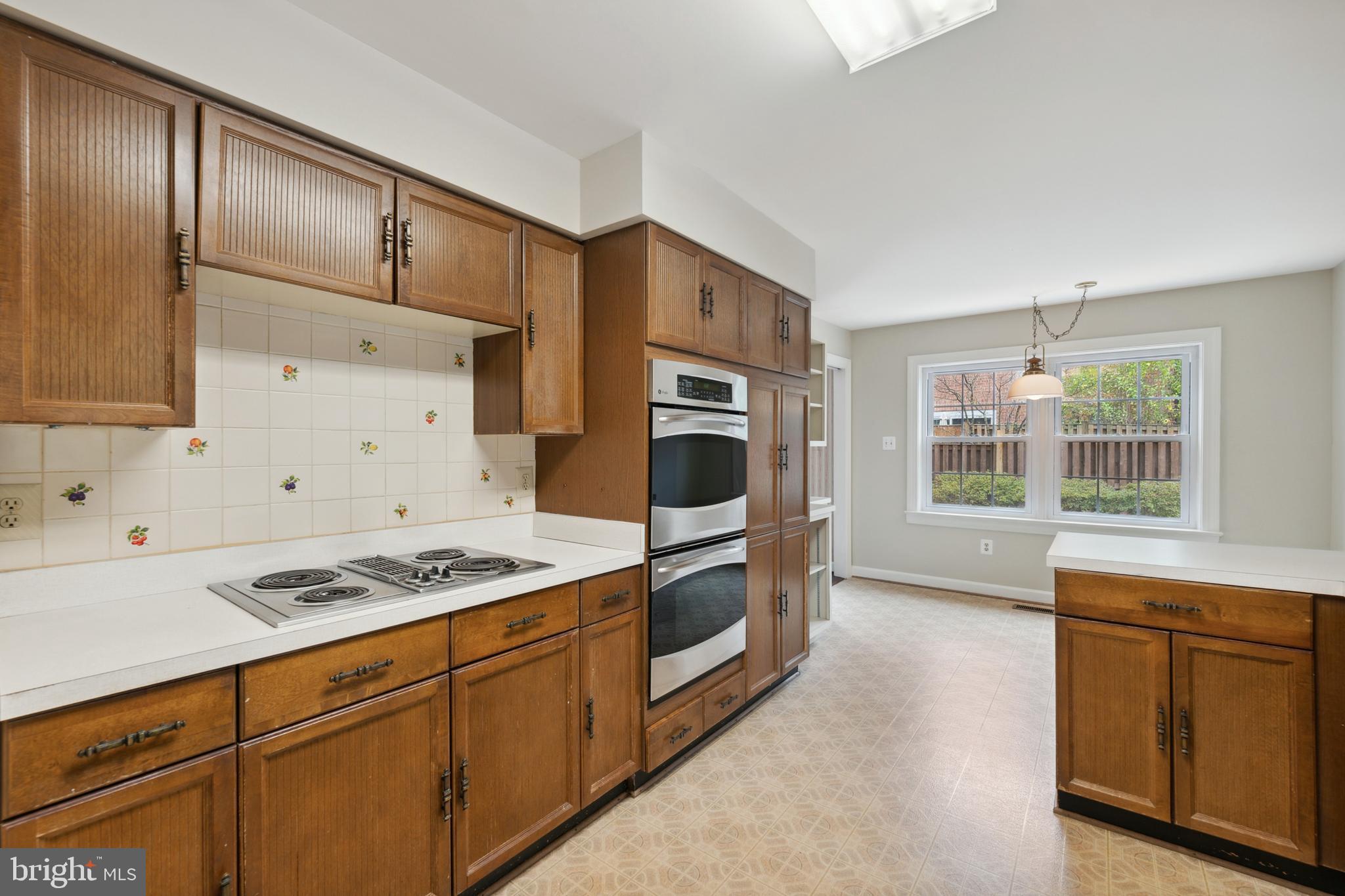 6273 Masefield COURT