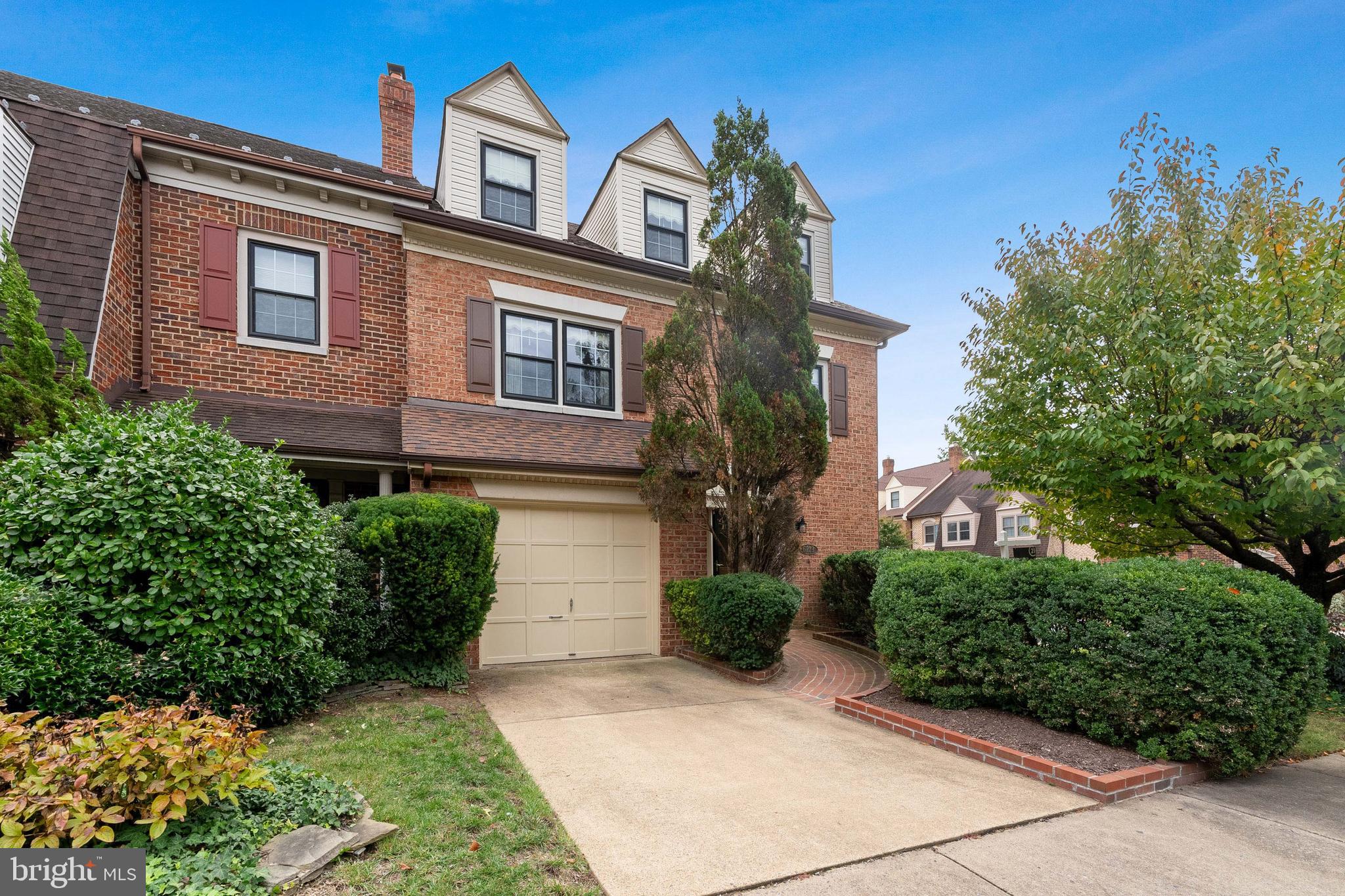 6273 Masefield COURT