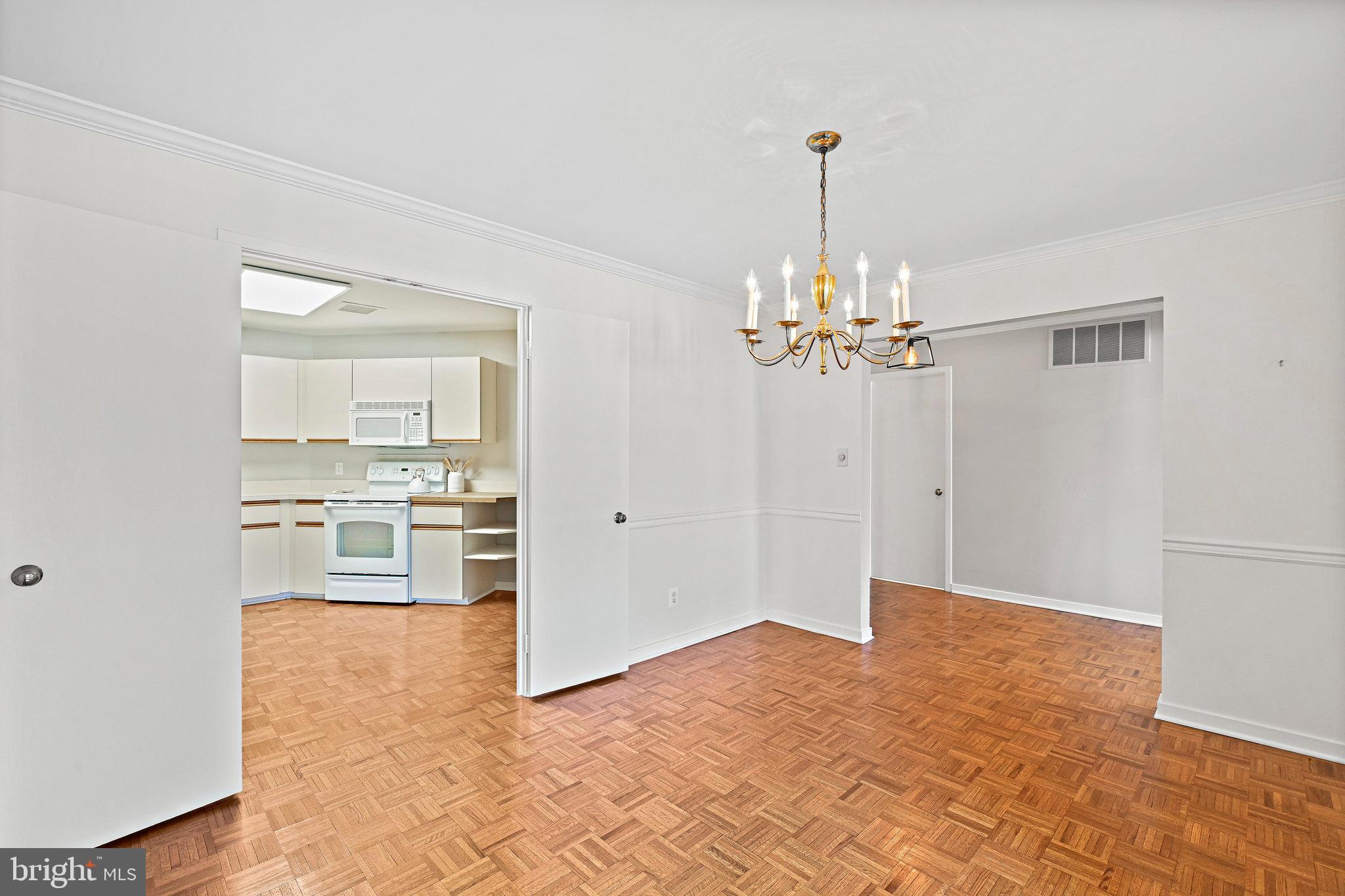 11500 Fairway Dr #206