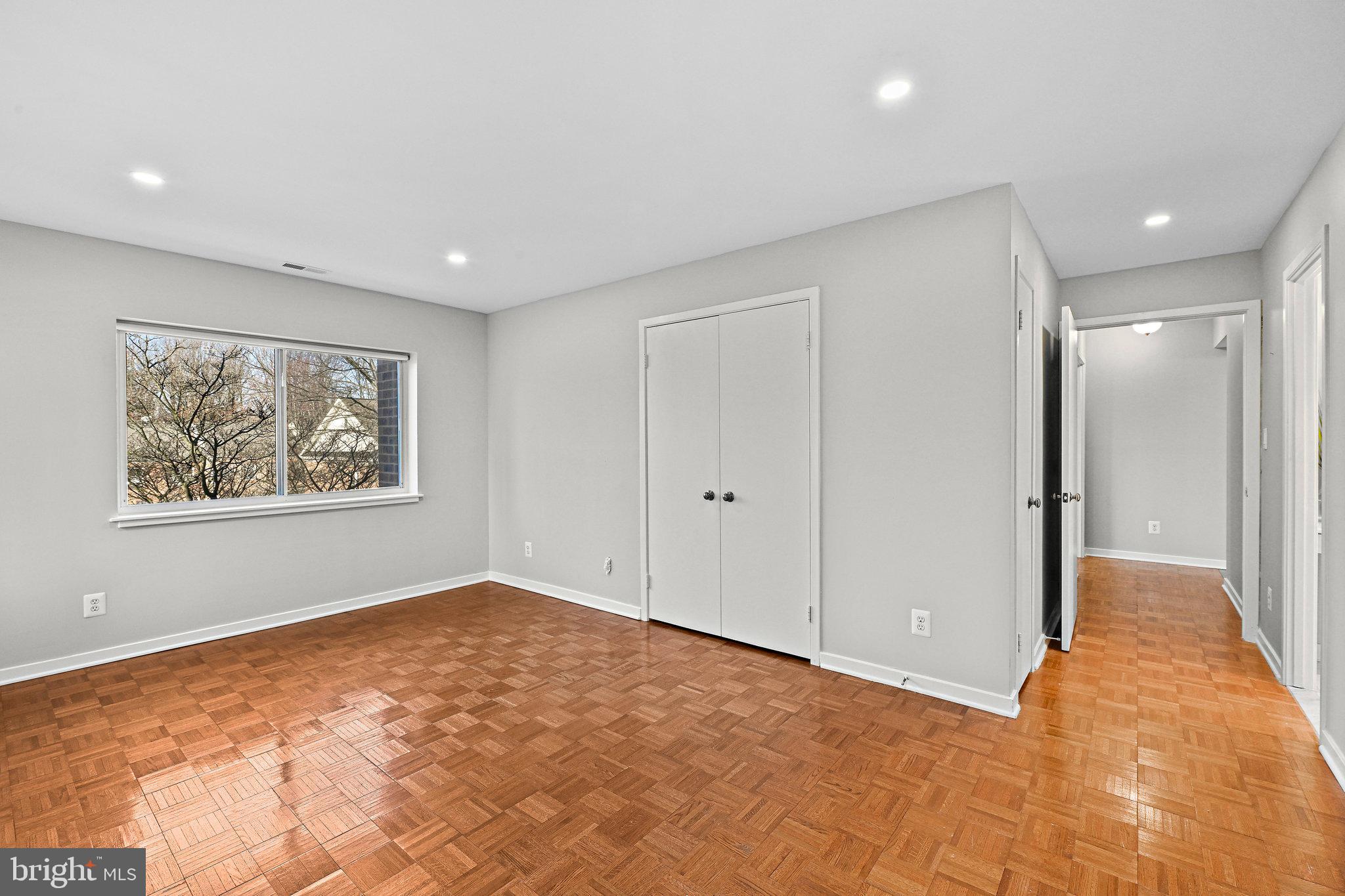 11500 Fairway Dr #206