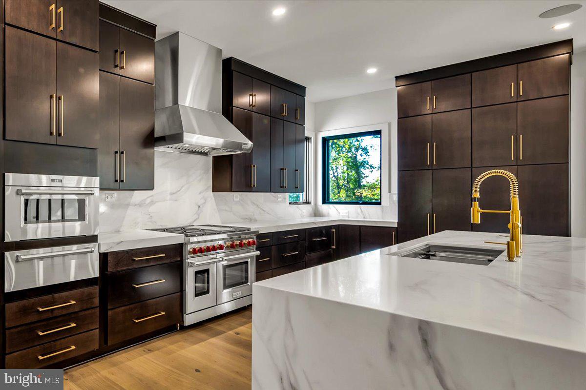 4621 Fairfax Manor COURT