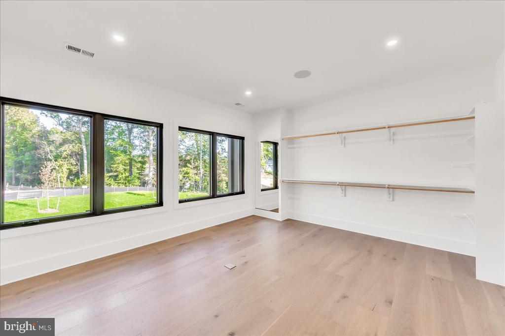 4621 Fairfax Manor COURT