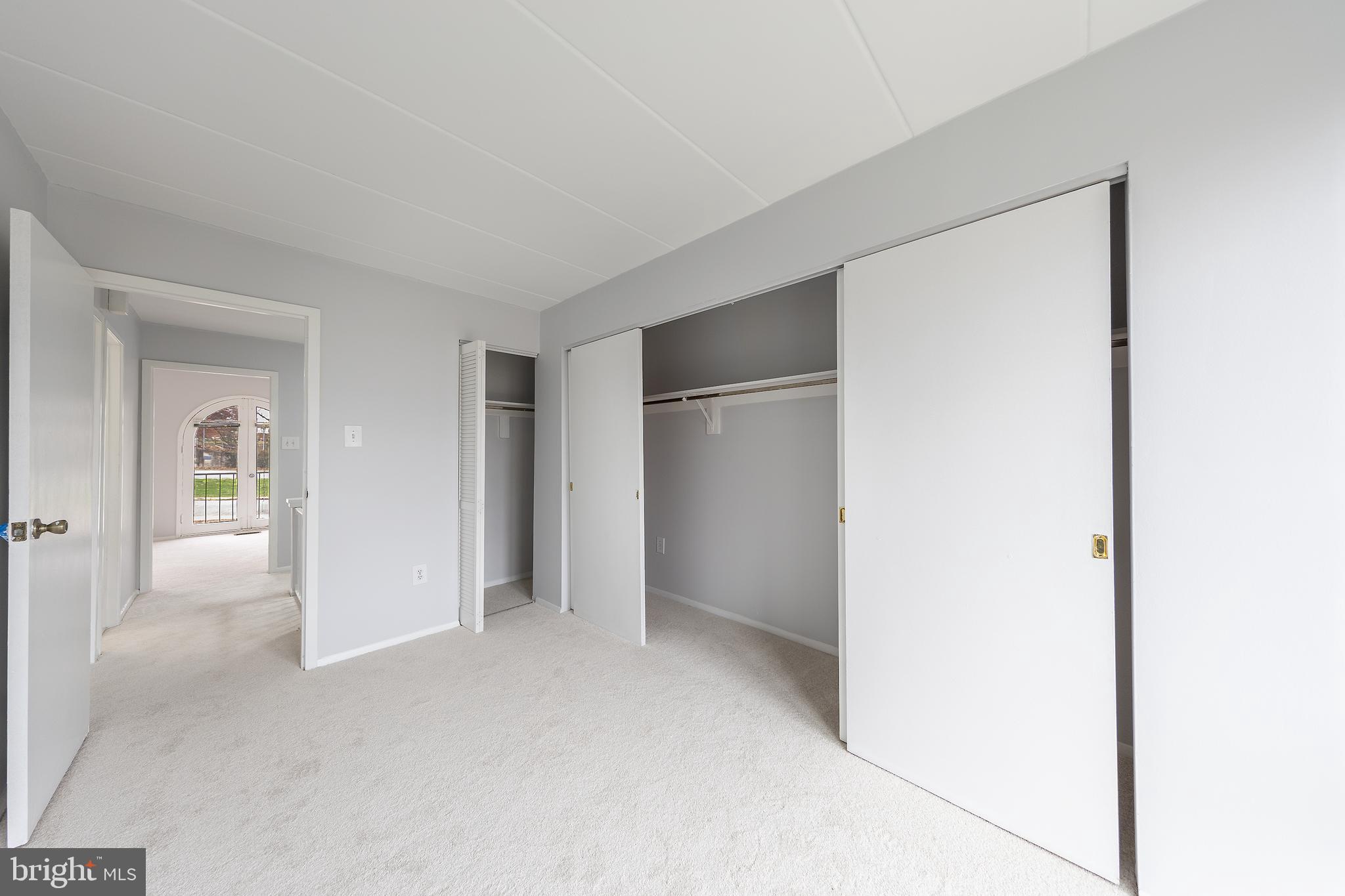 5743 N Kings Highway Unit: 364