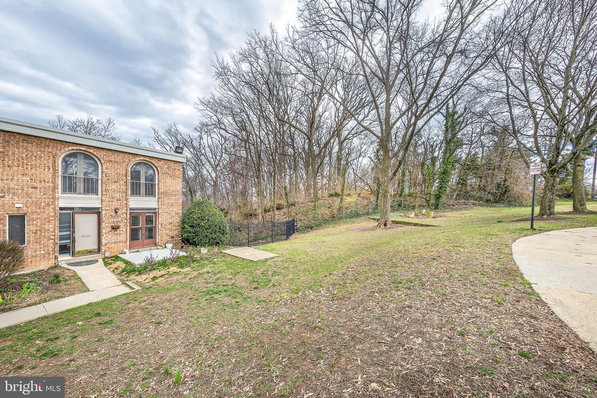 5743 N Kings Highway Unit: 364