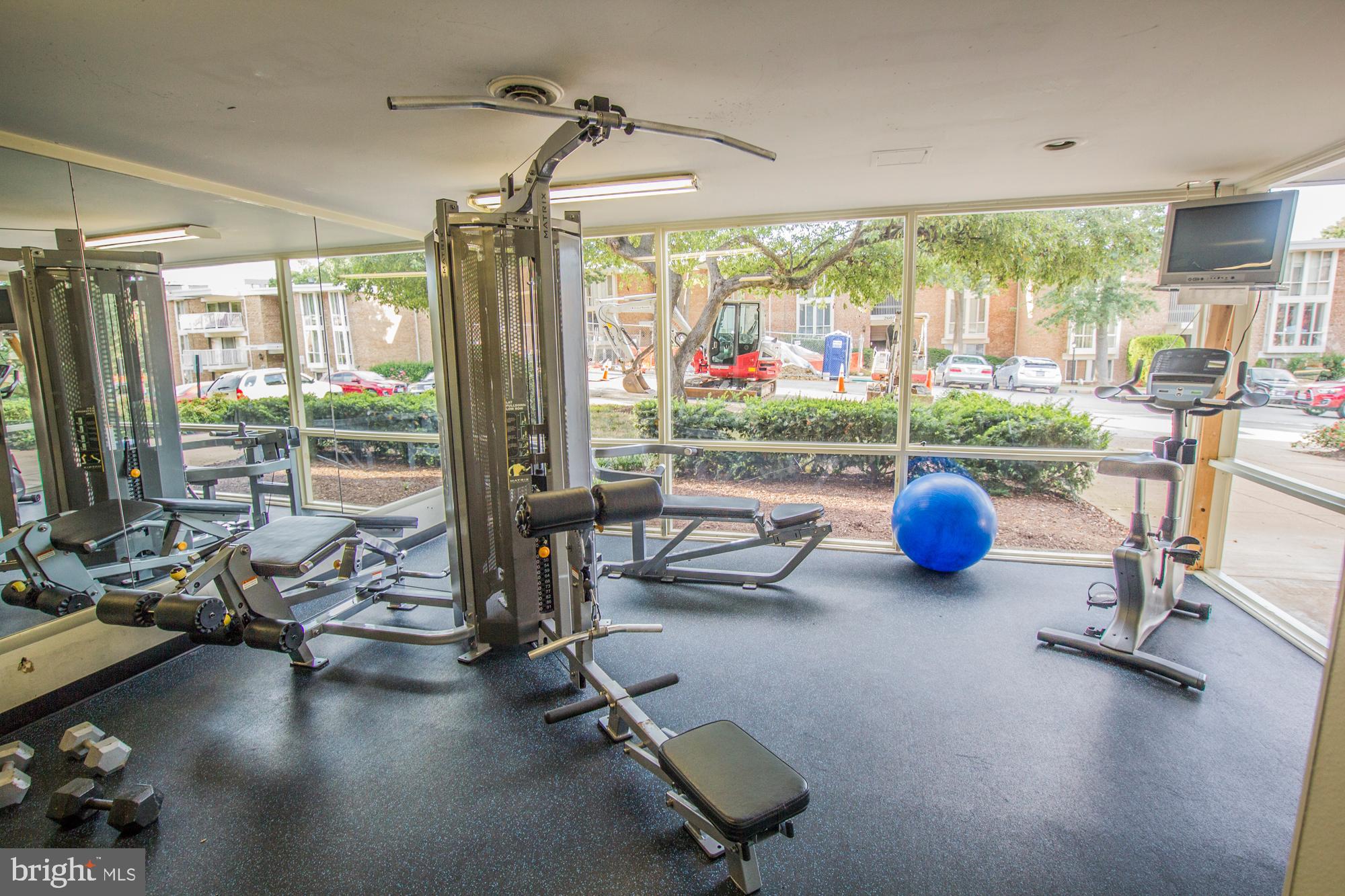 5743 N Kings Highway Unit: 364