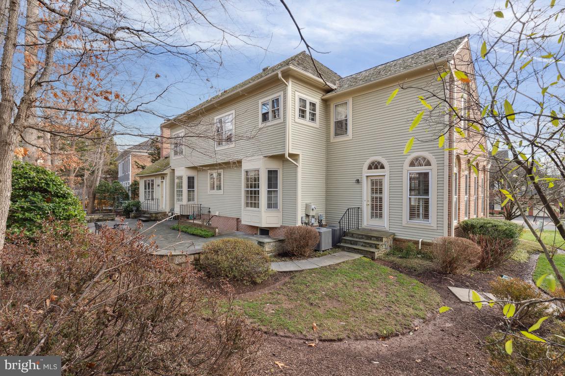 12608 Misty Creek LANE
