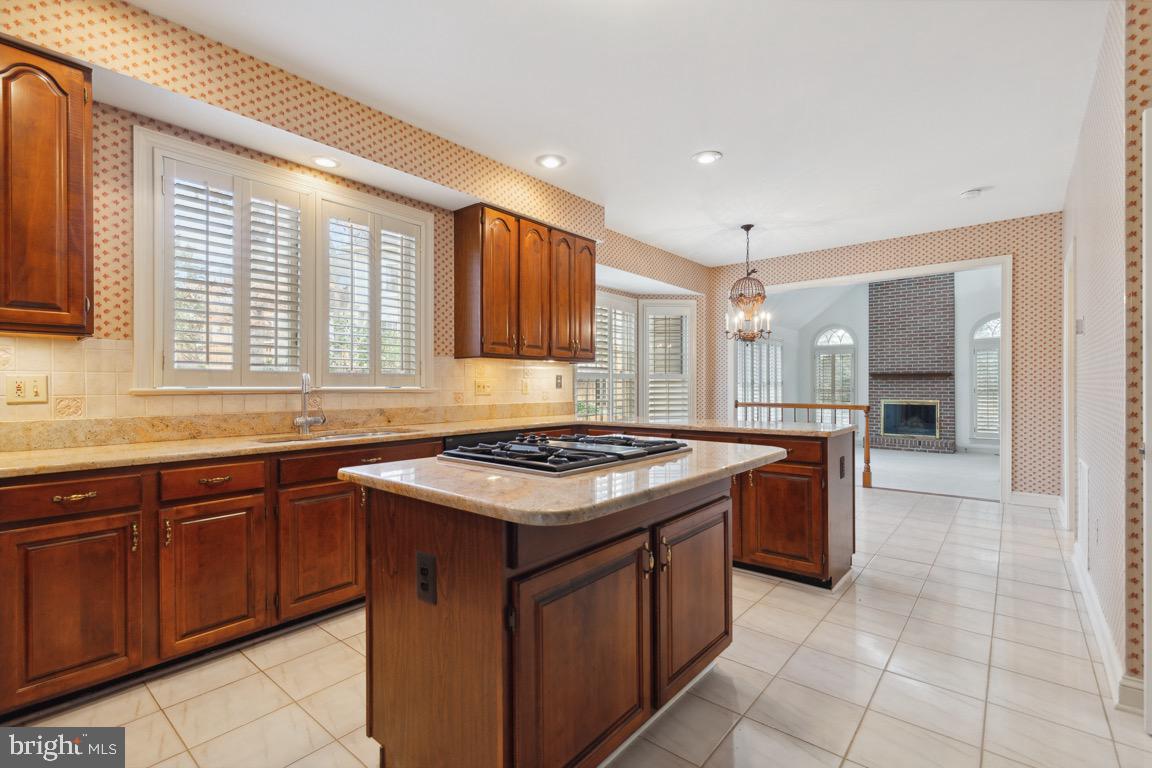 12608 Misty Creek LANE