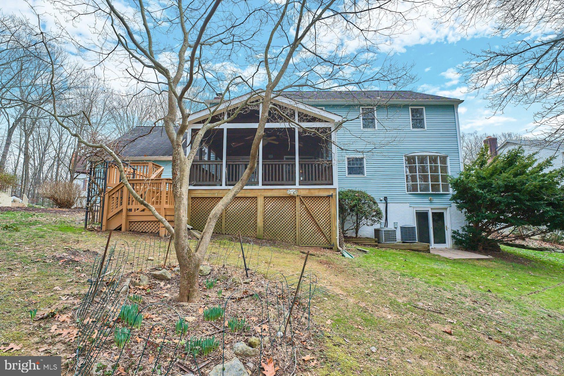 5702 Wooden Hawk Lane