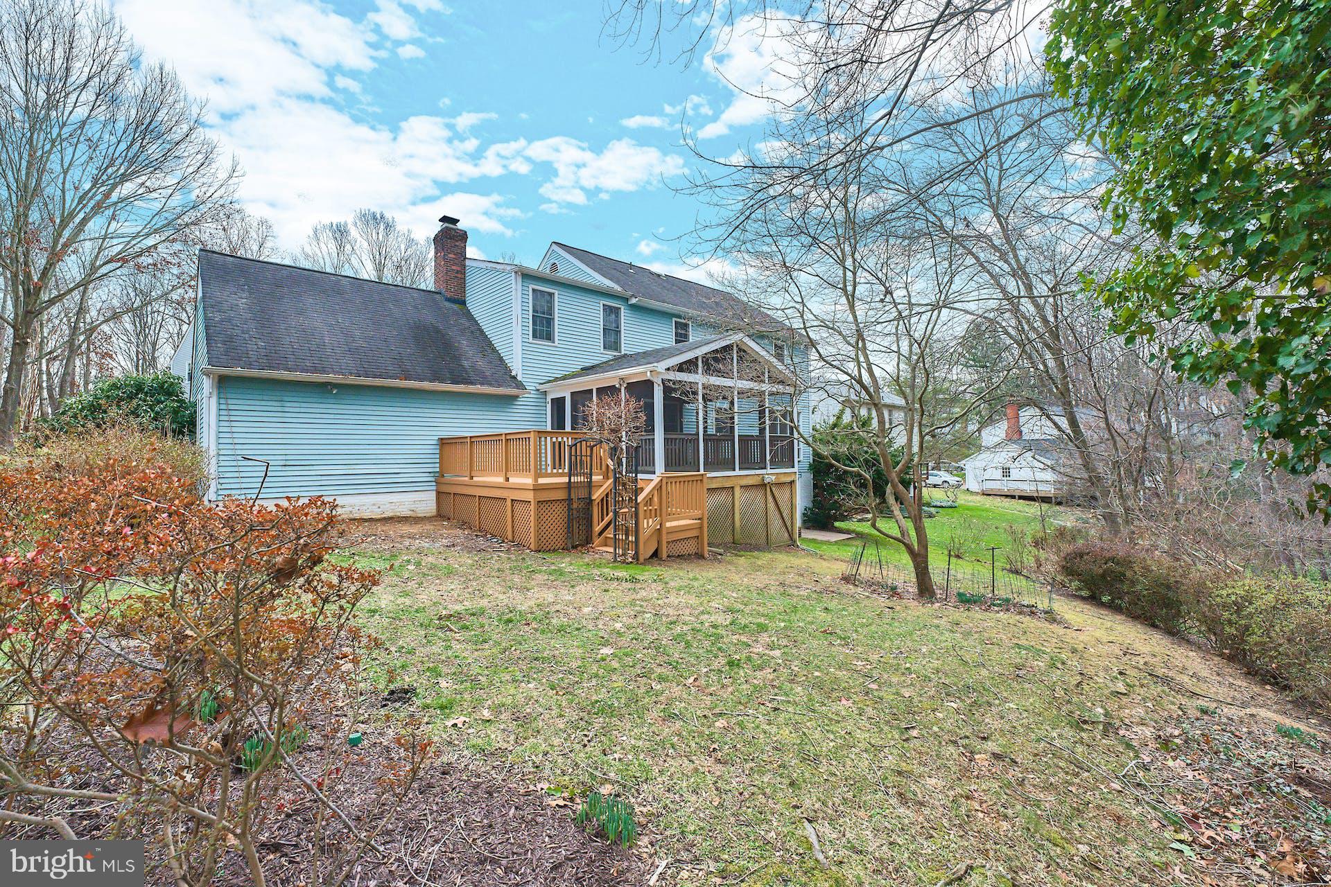 5702 Wooden Hawk Lane