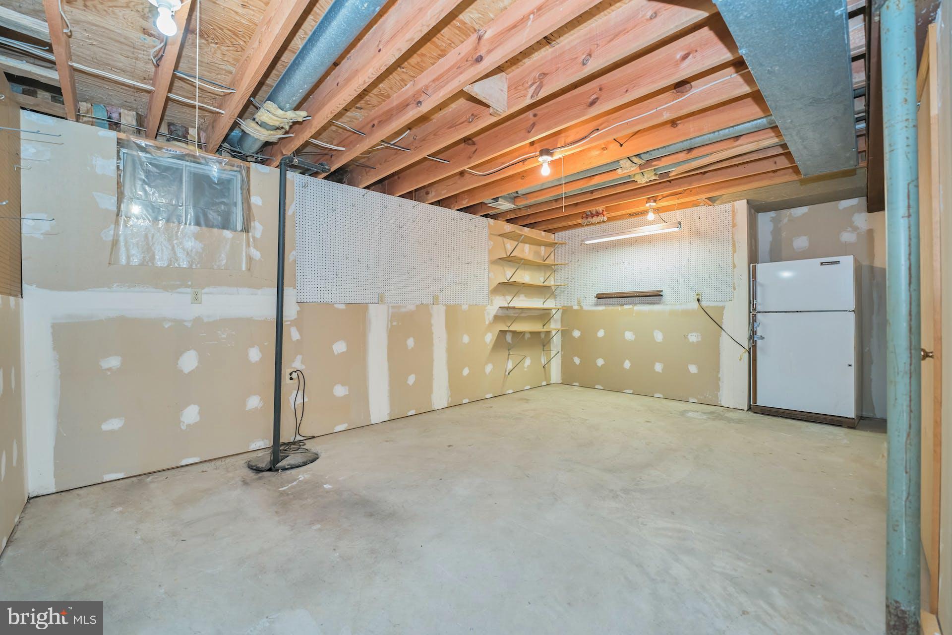 5702 Wooden Hawk Lane