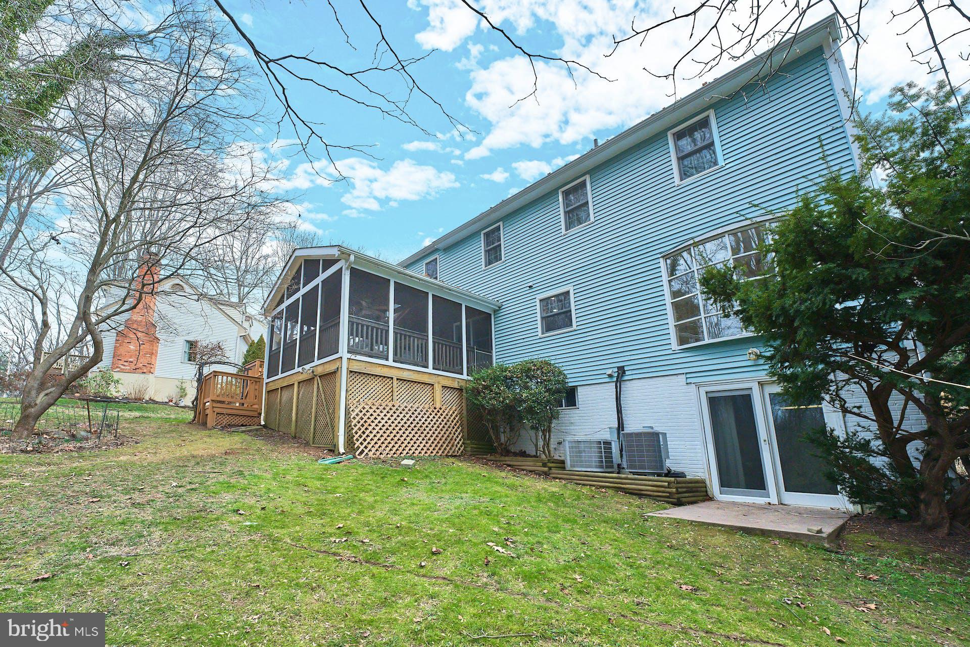 5702 Wooden Hawk Lane