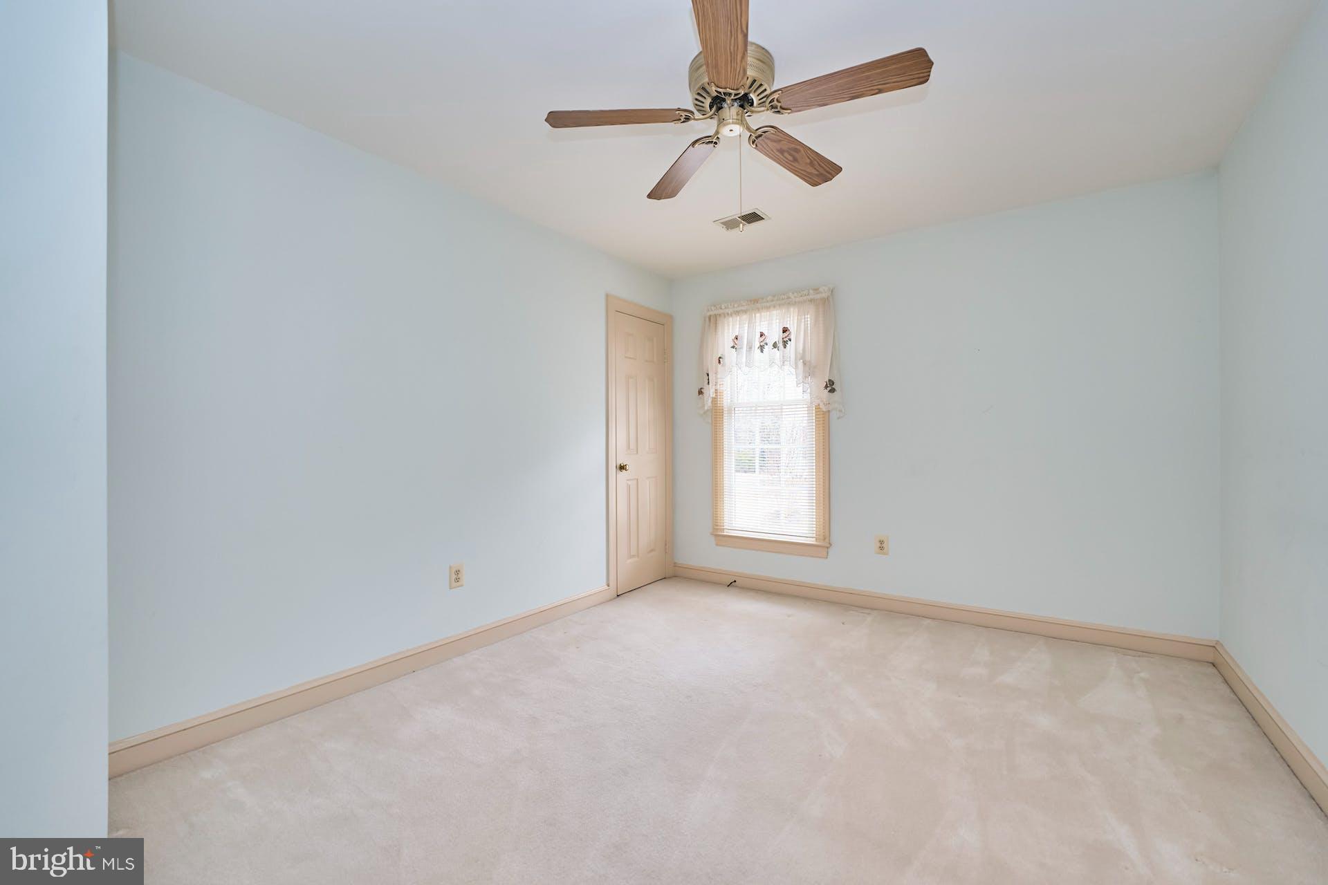 5702 Wooden Hawk Lane