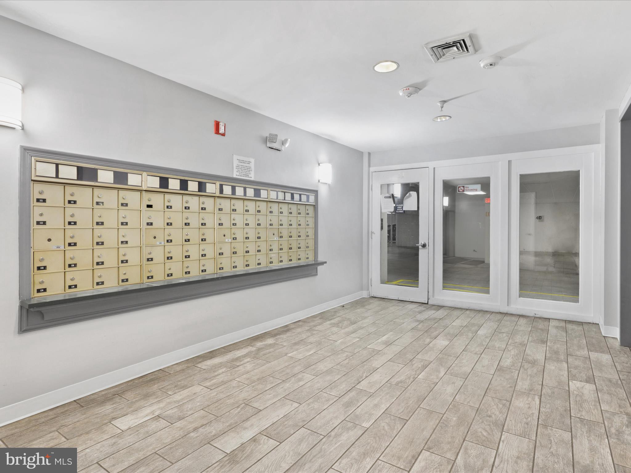 12915 Alton SQUARE Unit: 213
