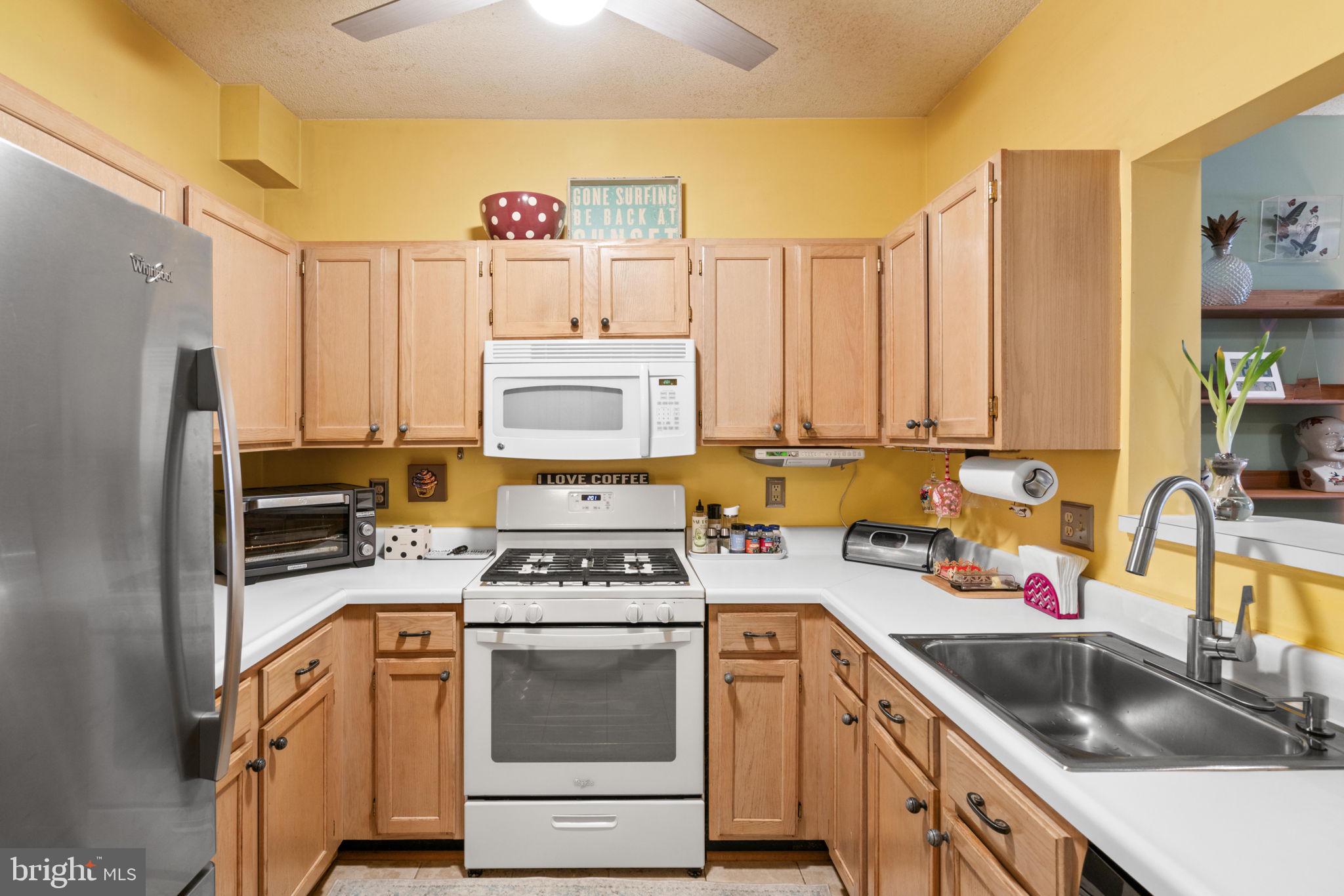 14300 Grape Holly Grove Unit: 24