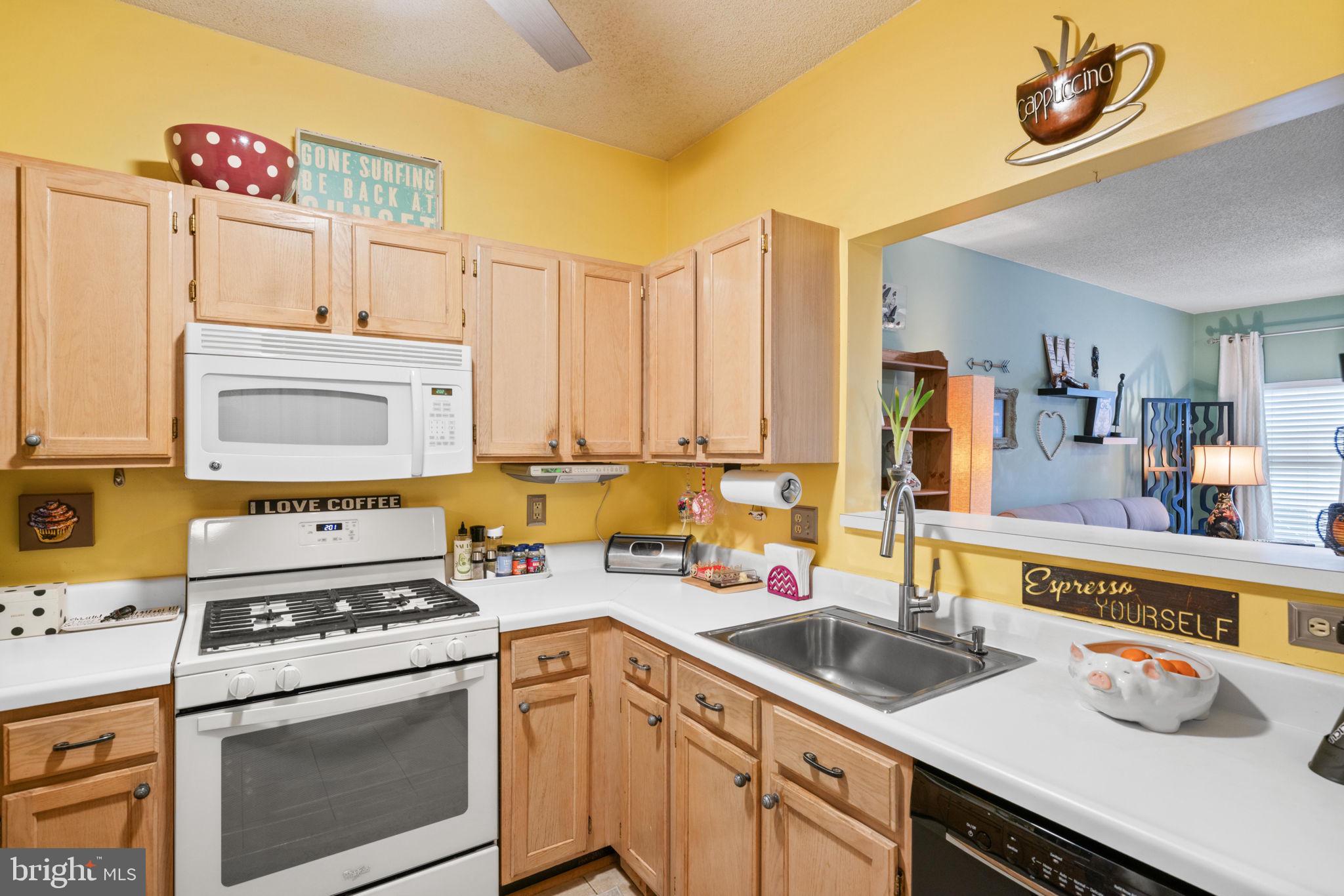 14300 Grape Holly Grove Unit: 24