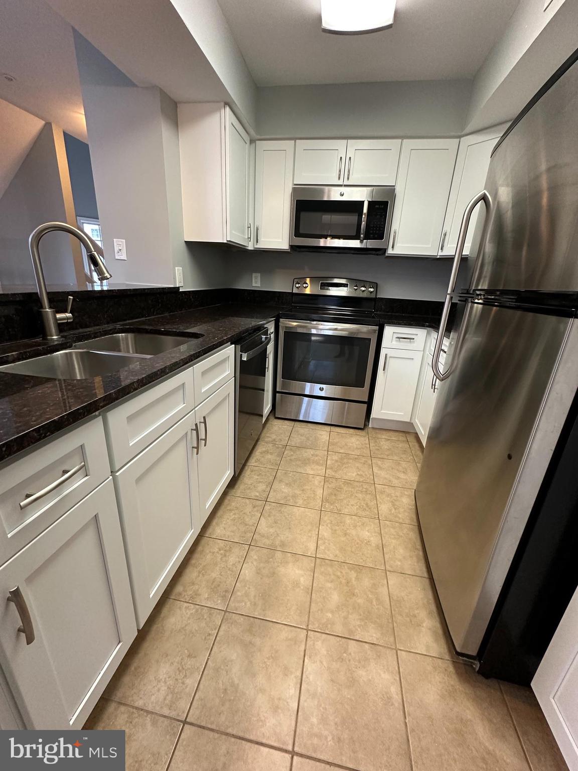 6972 Ellingham Circle Unit: 72