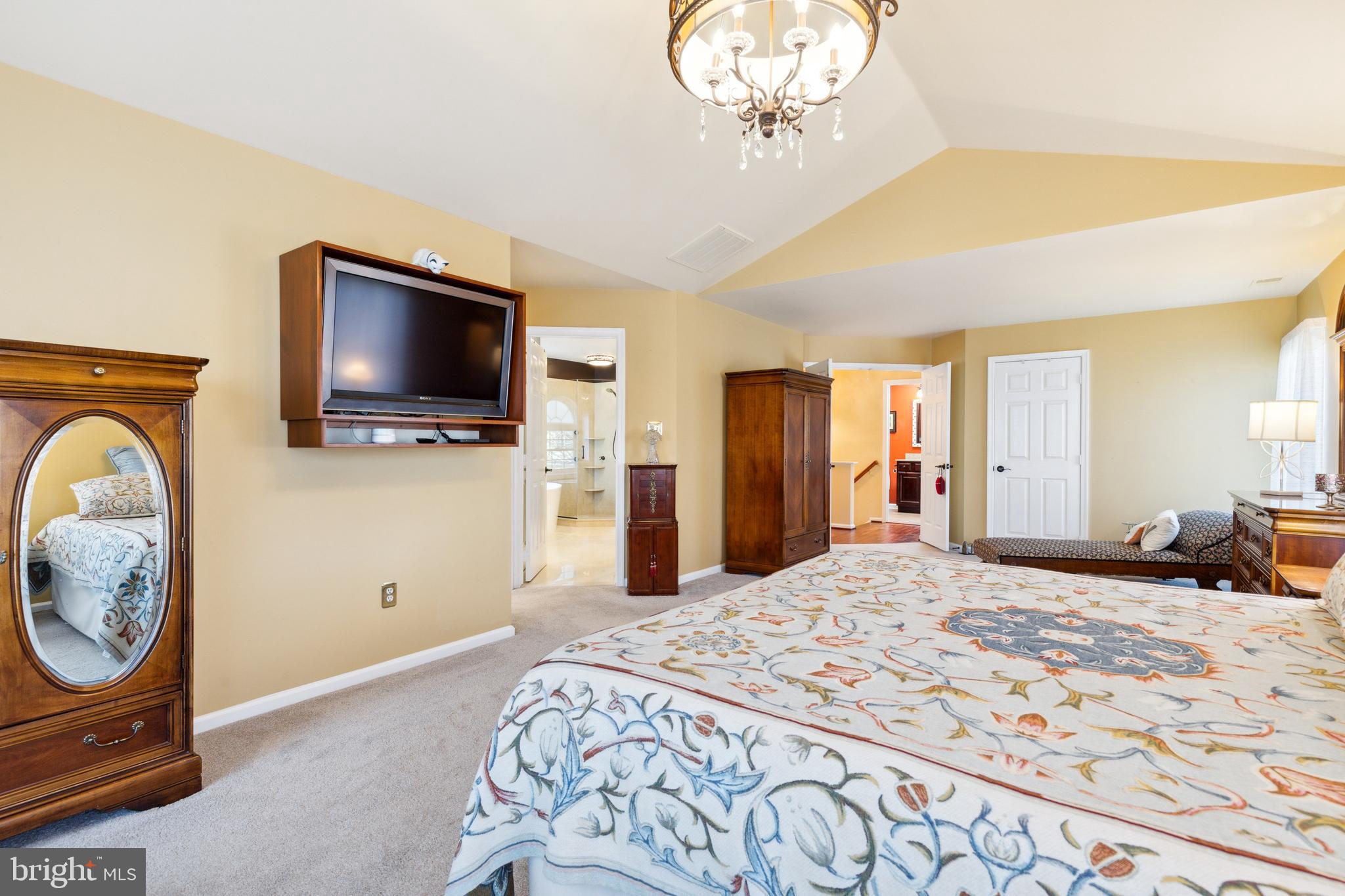 6600 Green Glen Court