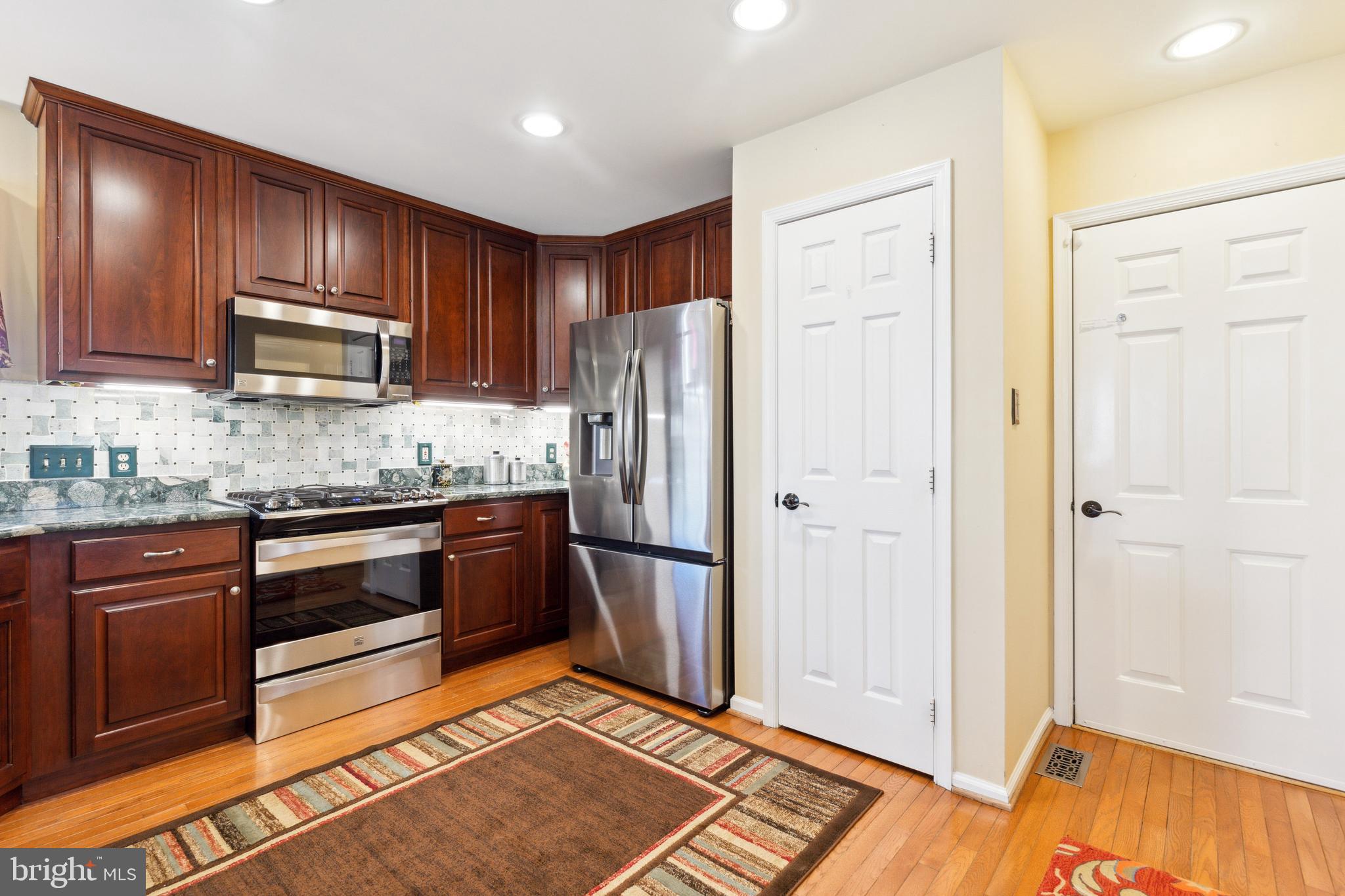 6600 Green Glen Court