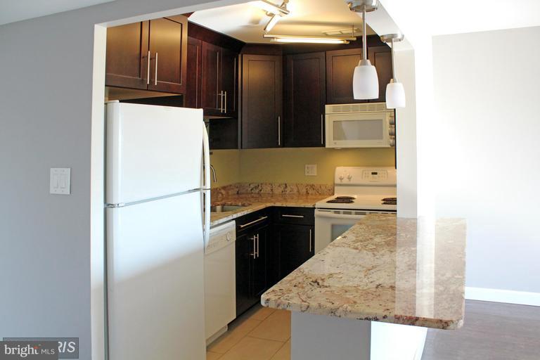 3101 Manchester Street Unit: 713