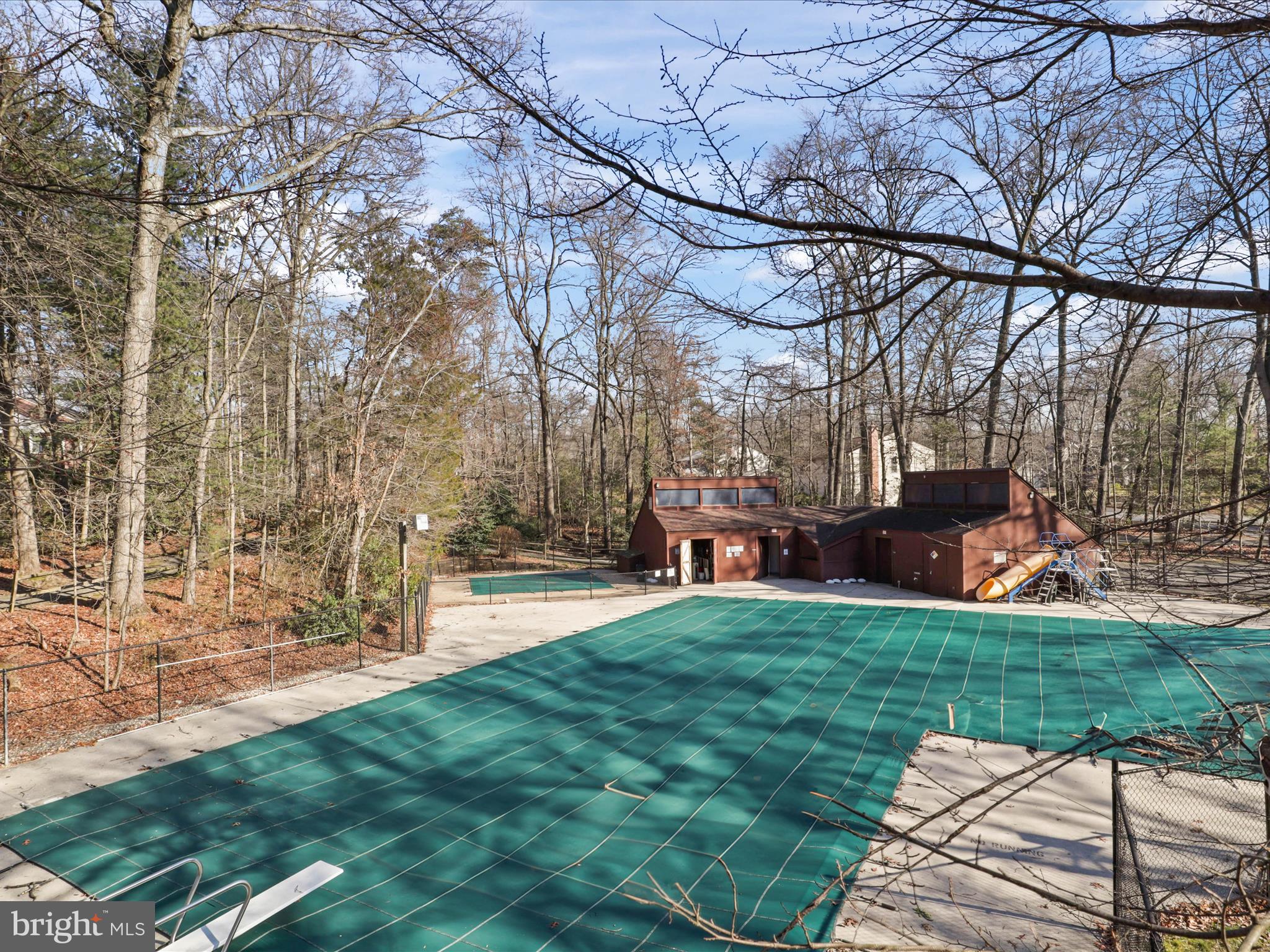 2415 Ansdel Court