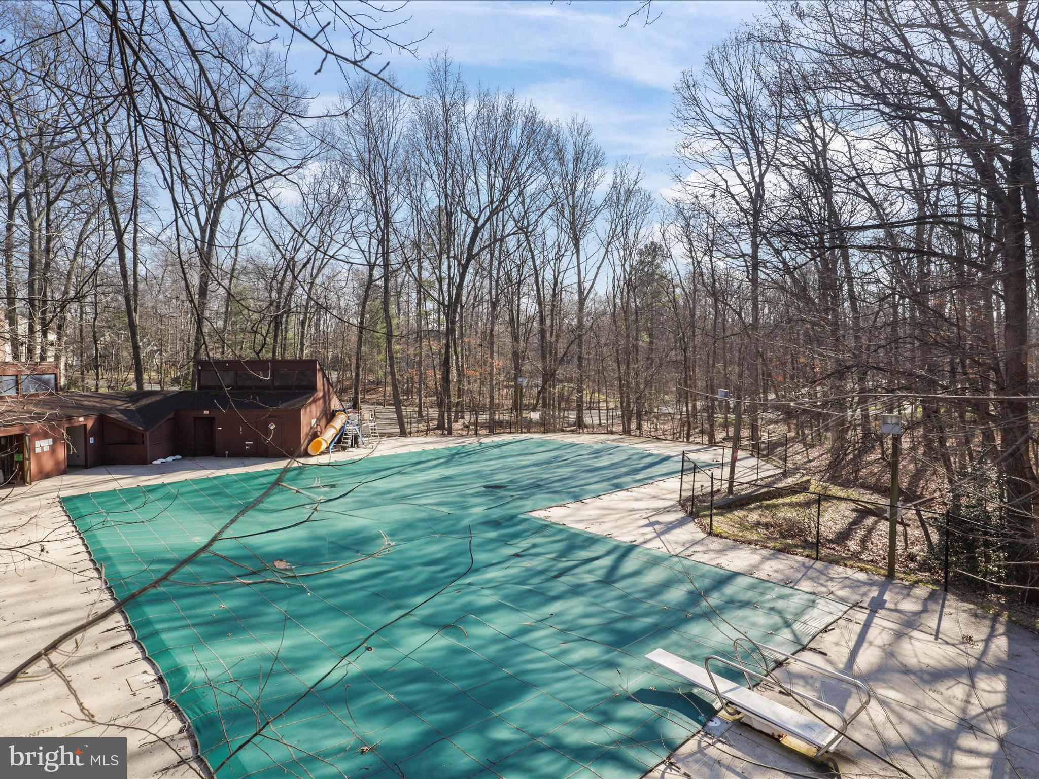 2415 Ansdel Court