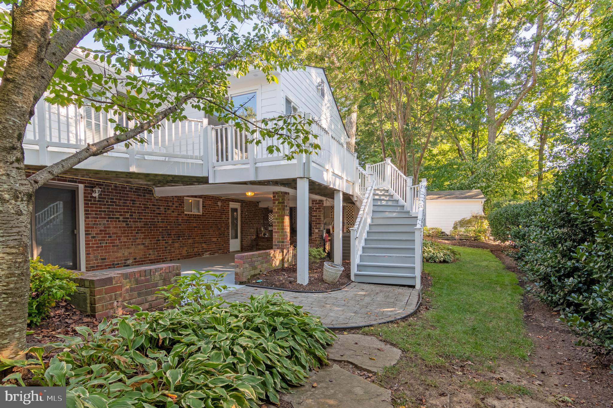 4216 Worcester Dr