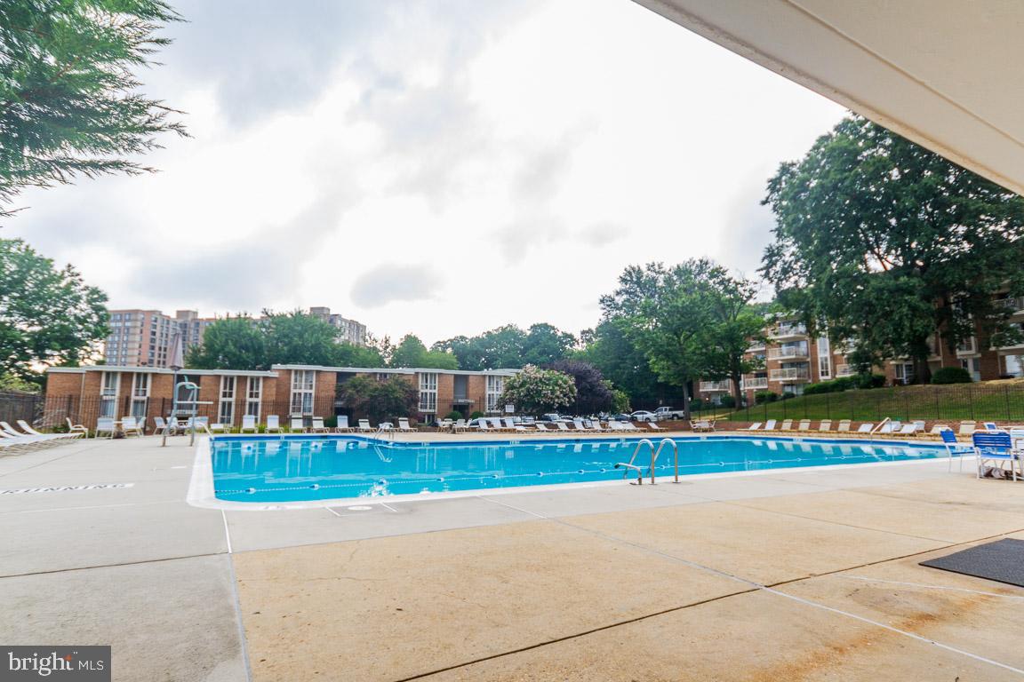 2608 Indian Drive Unit: 47