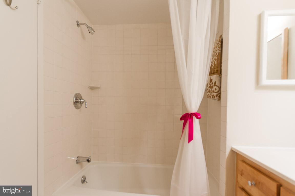 2608 Indian Drive Unit: 47