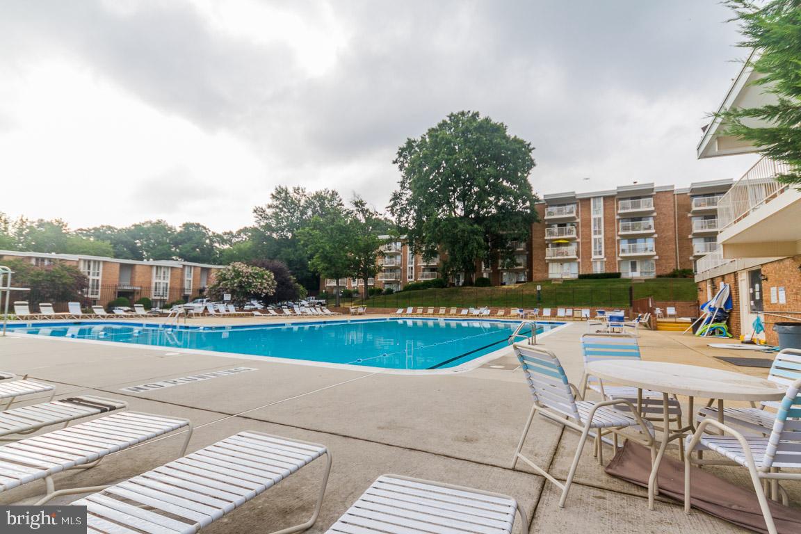 2608 Indian Drive Unit: 47
