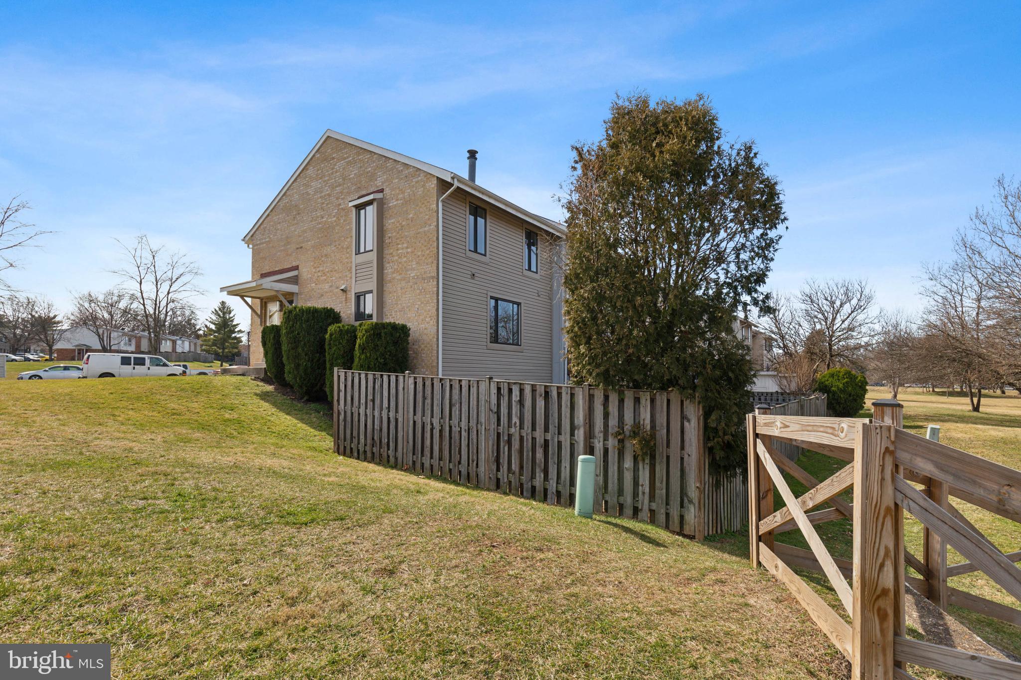 2201 Christy Pl