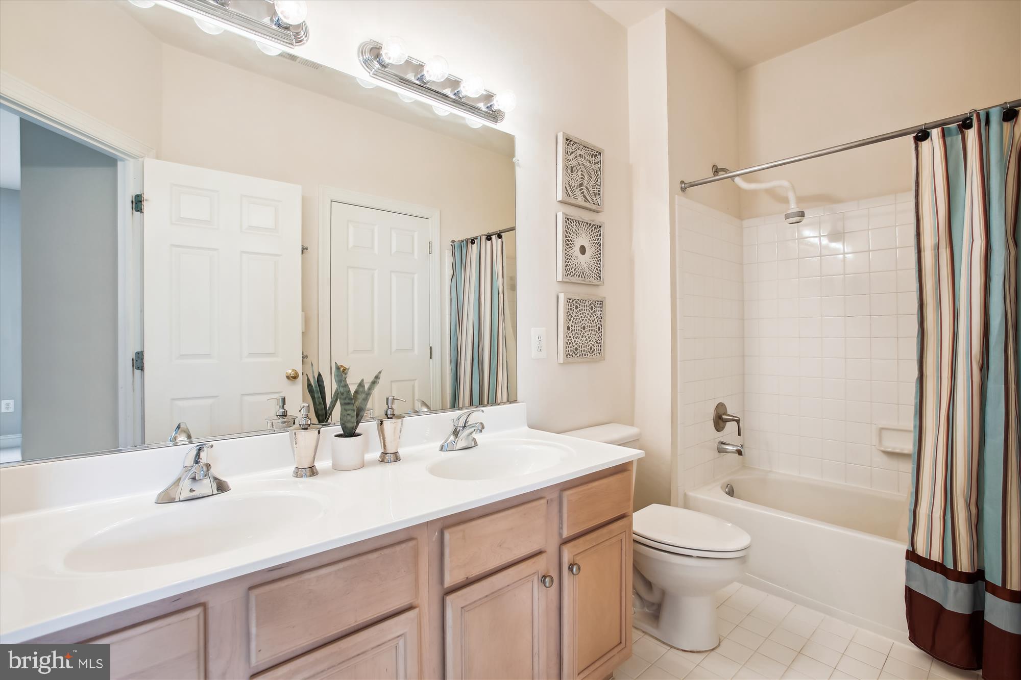 6603 WINSTEAD MANOR COURT