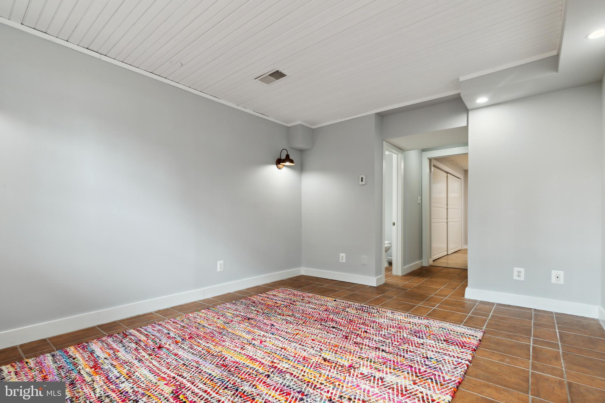 2512 WINDBREAK DRIVE