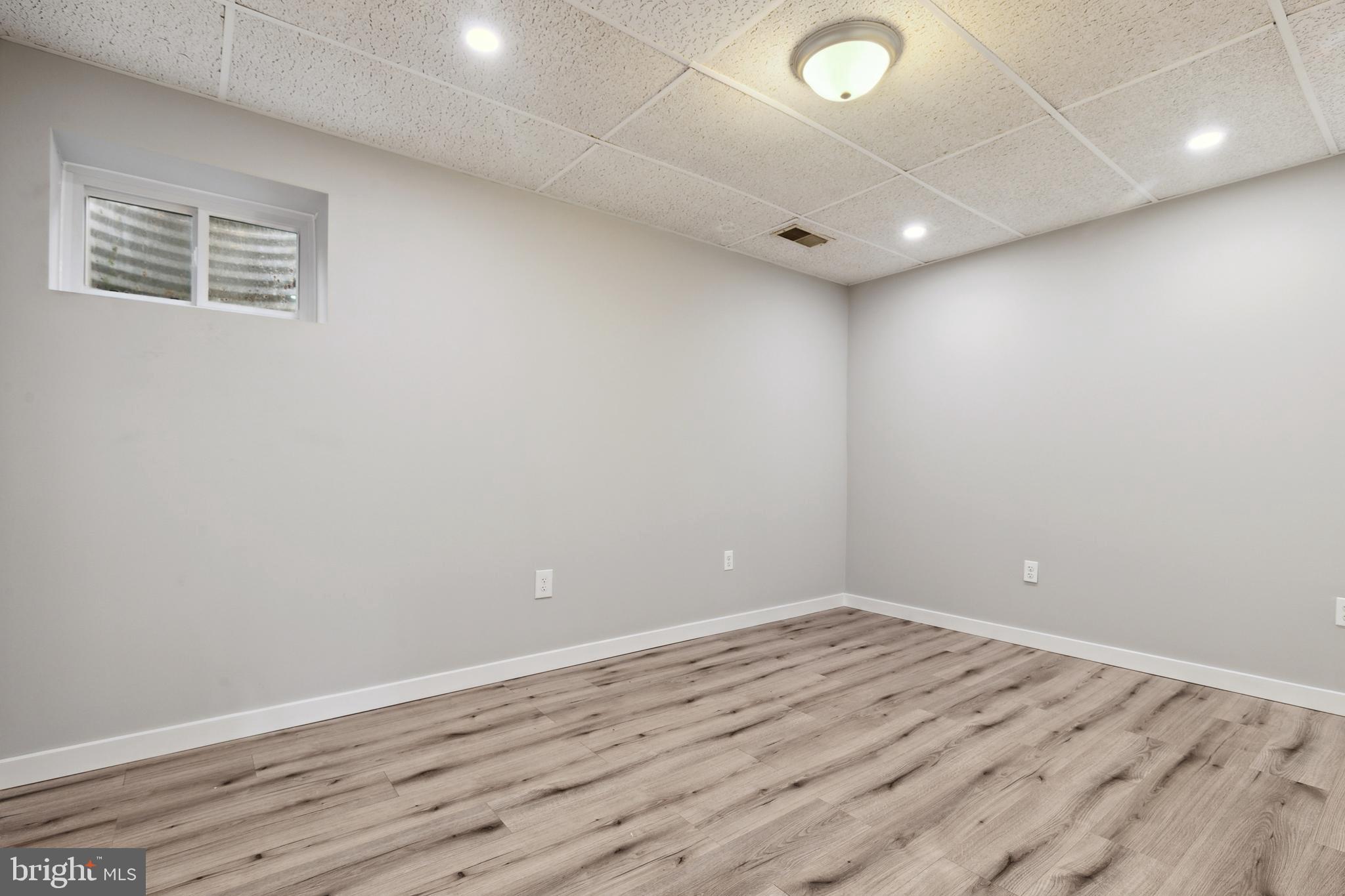 2512 WINDBREAK DRIVE