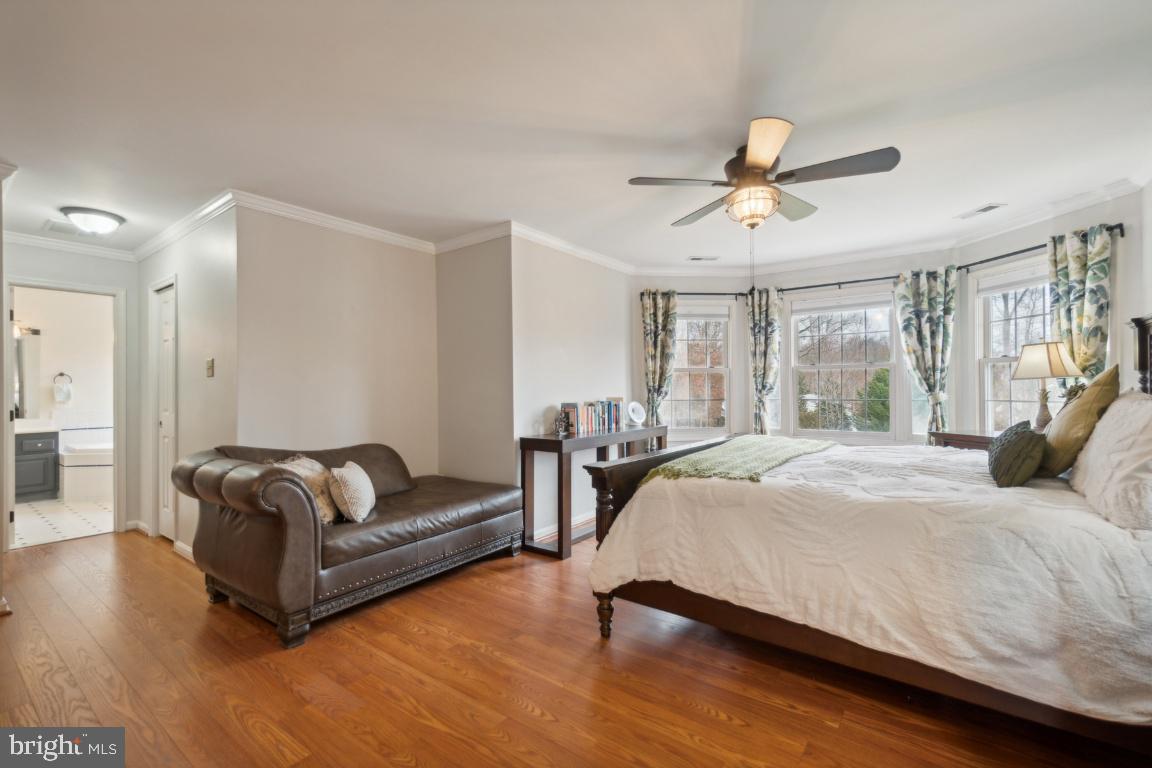5619 Walcott Ave