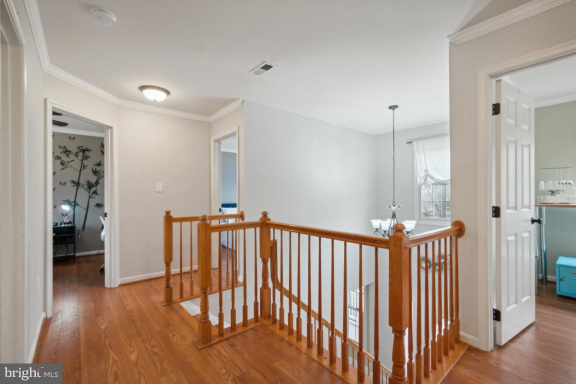 5619 Walcott Ave
