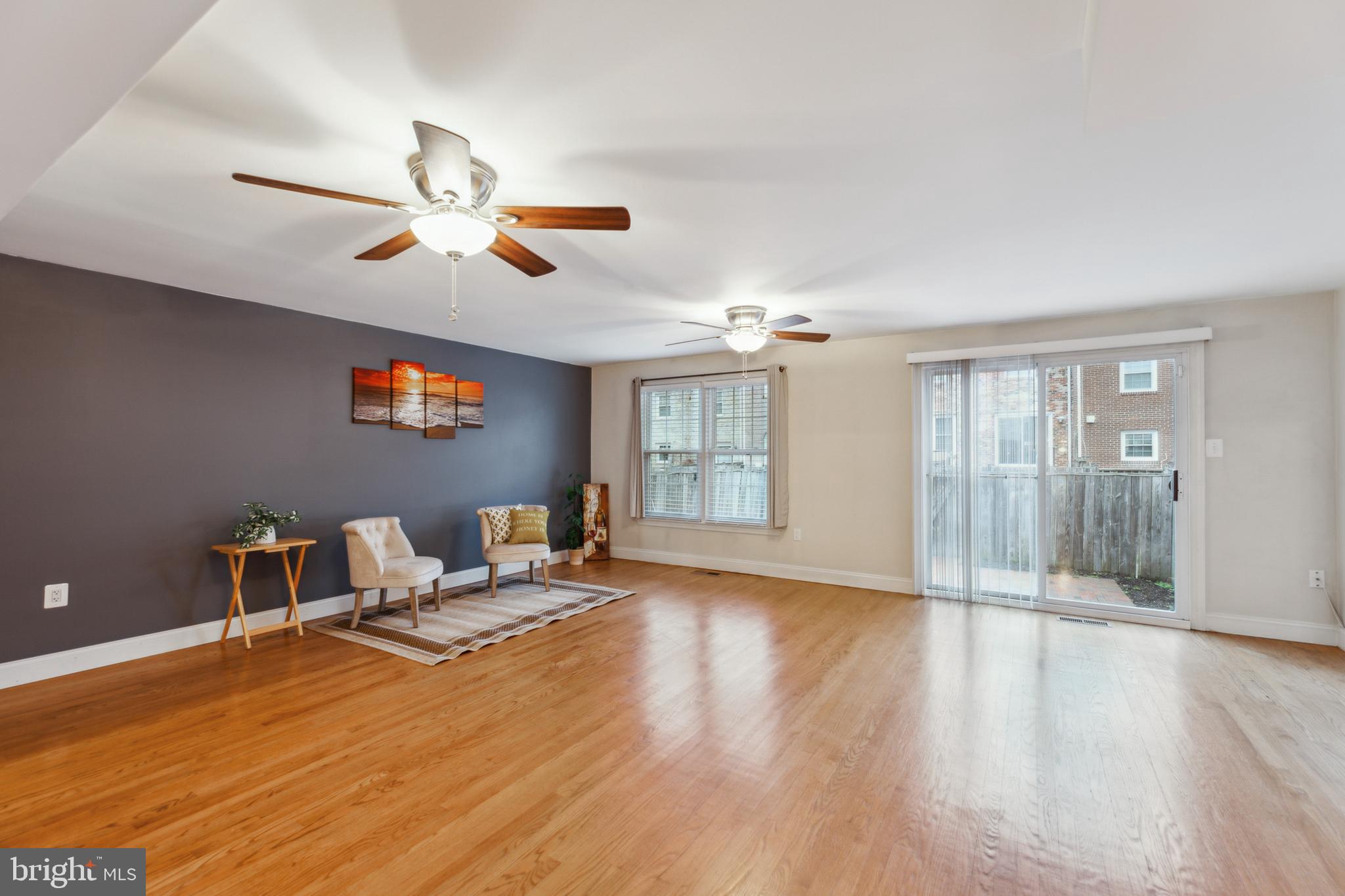 8112 RHODELL LANE