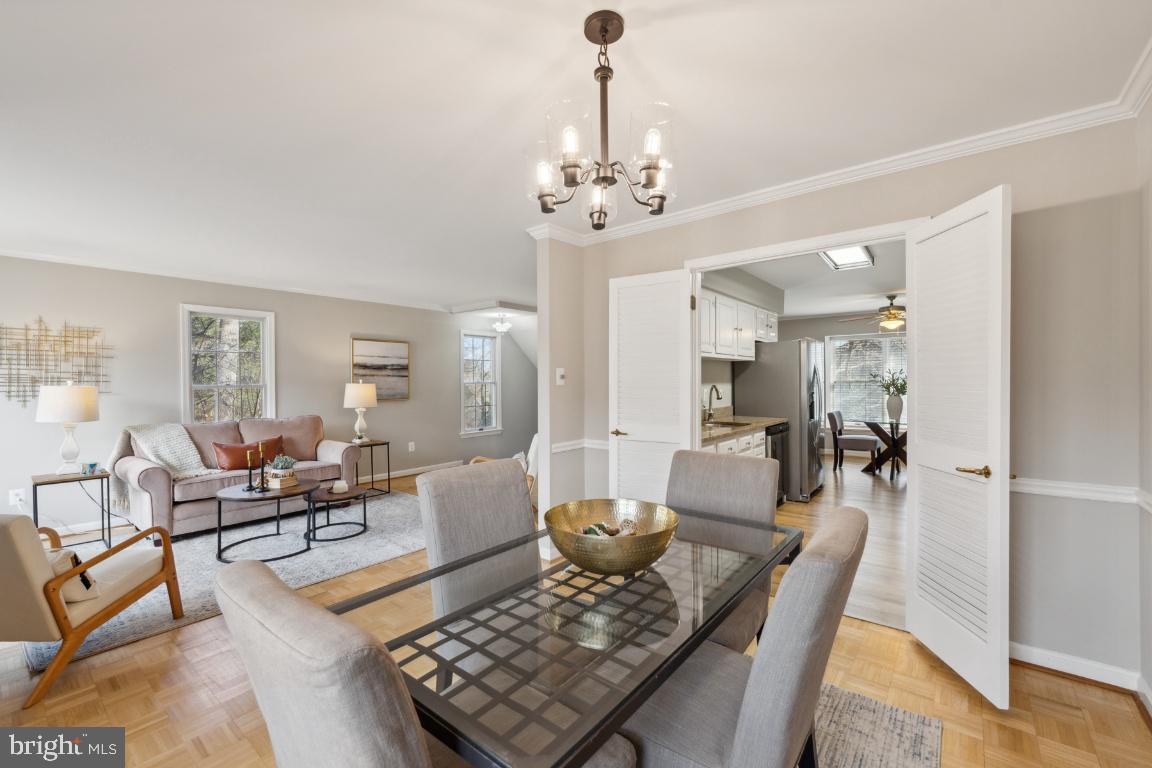 2973 Oakborough Sq