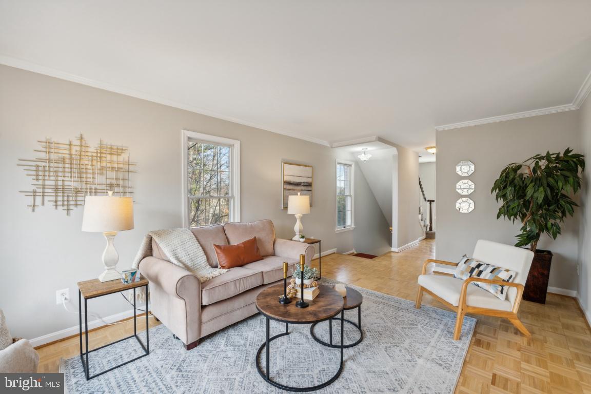 2973 Oakborough Sq