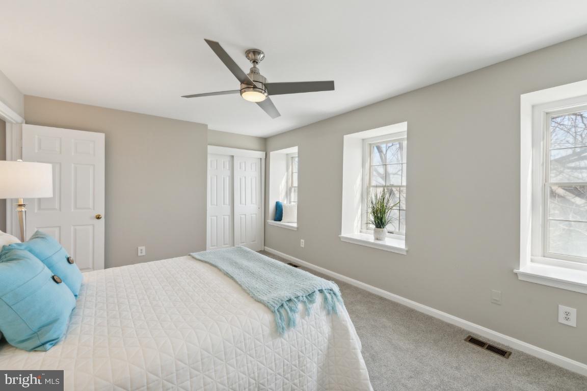 2973 Oakborough Sq