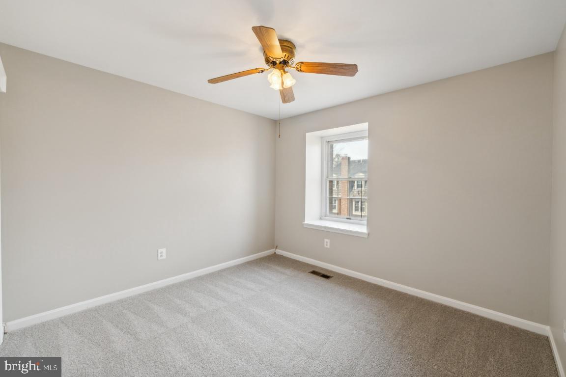 2973 Oakborough Sq
