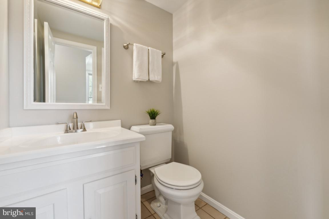 2973 Oakborough Sq