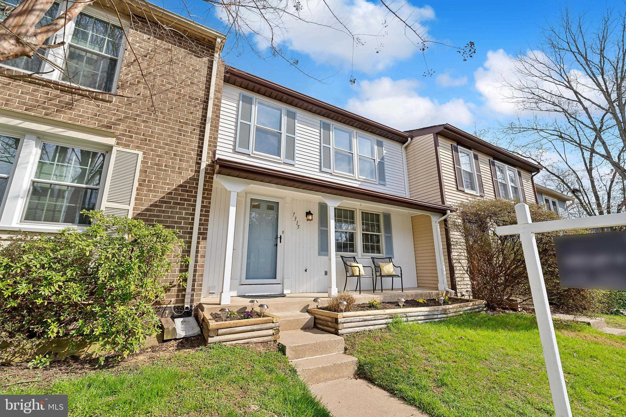 7315 Glendower Ct