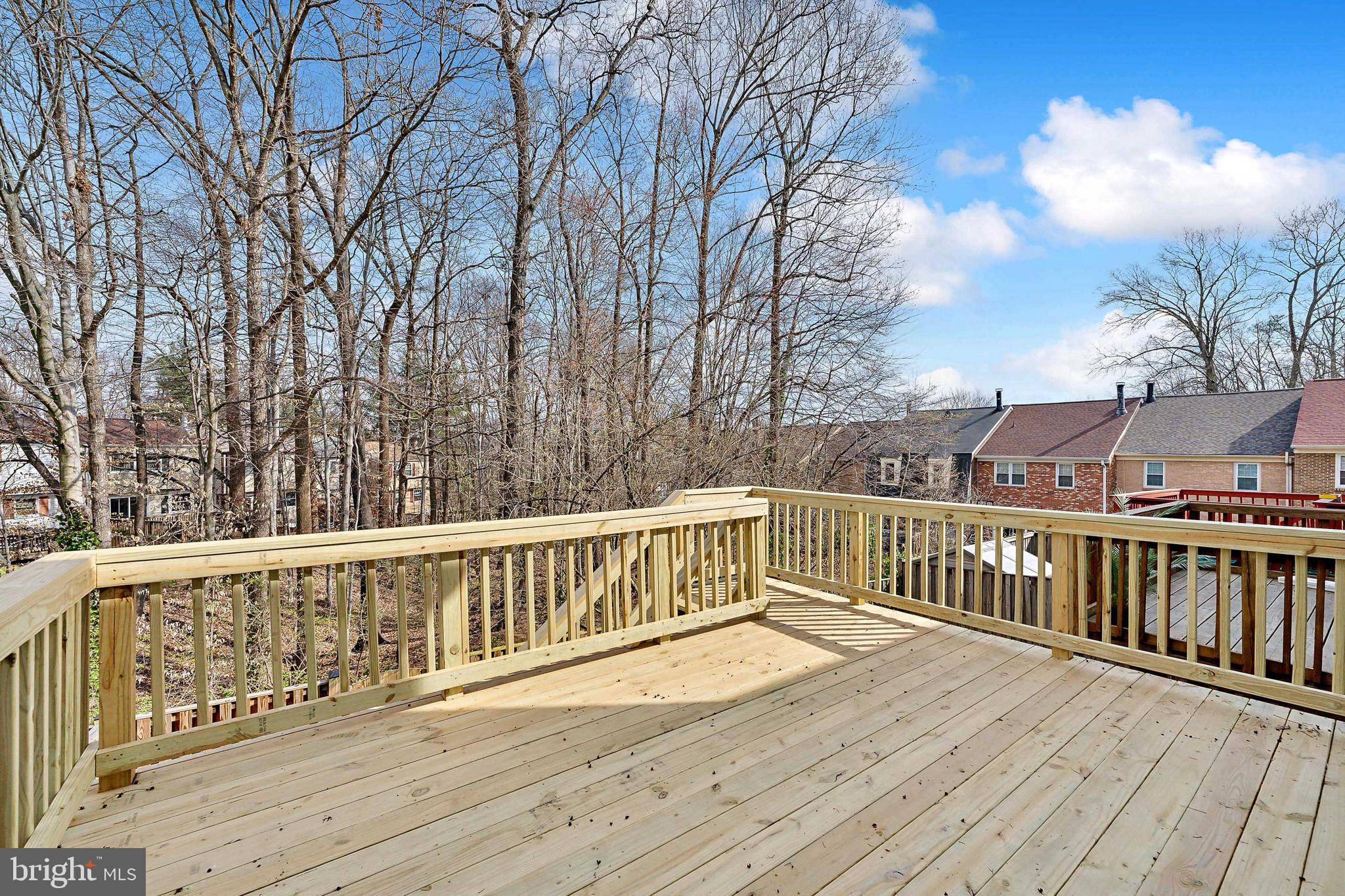 7315 Glendower Ct