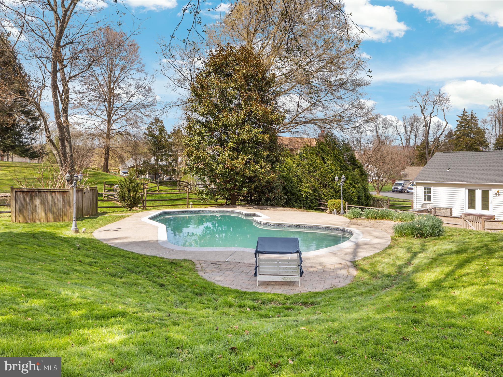 1428 Rosewood Hill Dr